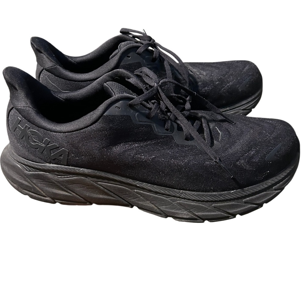 mens hoka Arahi 6 black size 12 2E